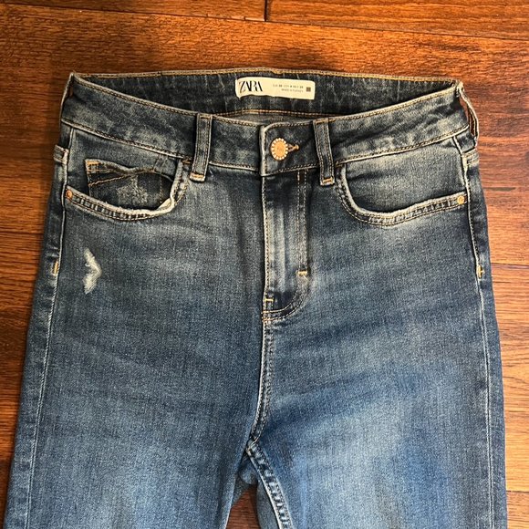 ZARA DENIM HIGH WAISTED SKINNY JEANS, SIZE US 4, MEDIUM BLUE  WASH - Picture 4 of 8